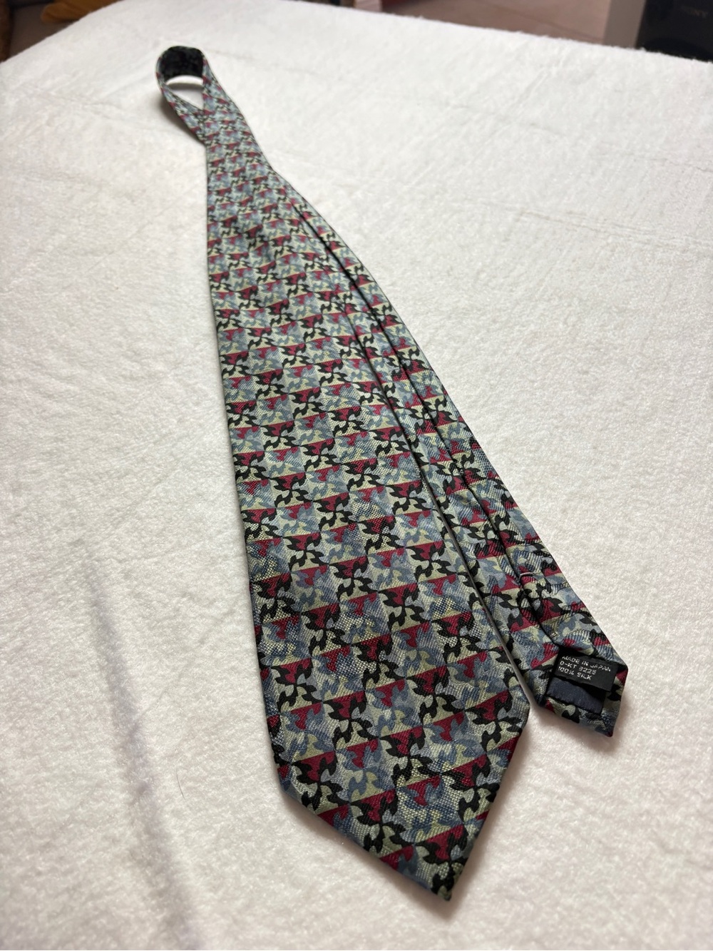 Jhane Barnes Gray, Red & Black Patterned Silk Tie